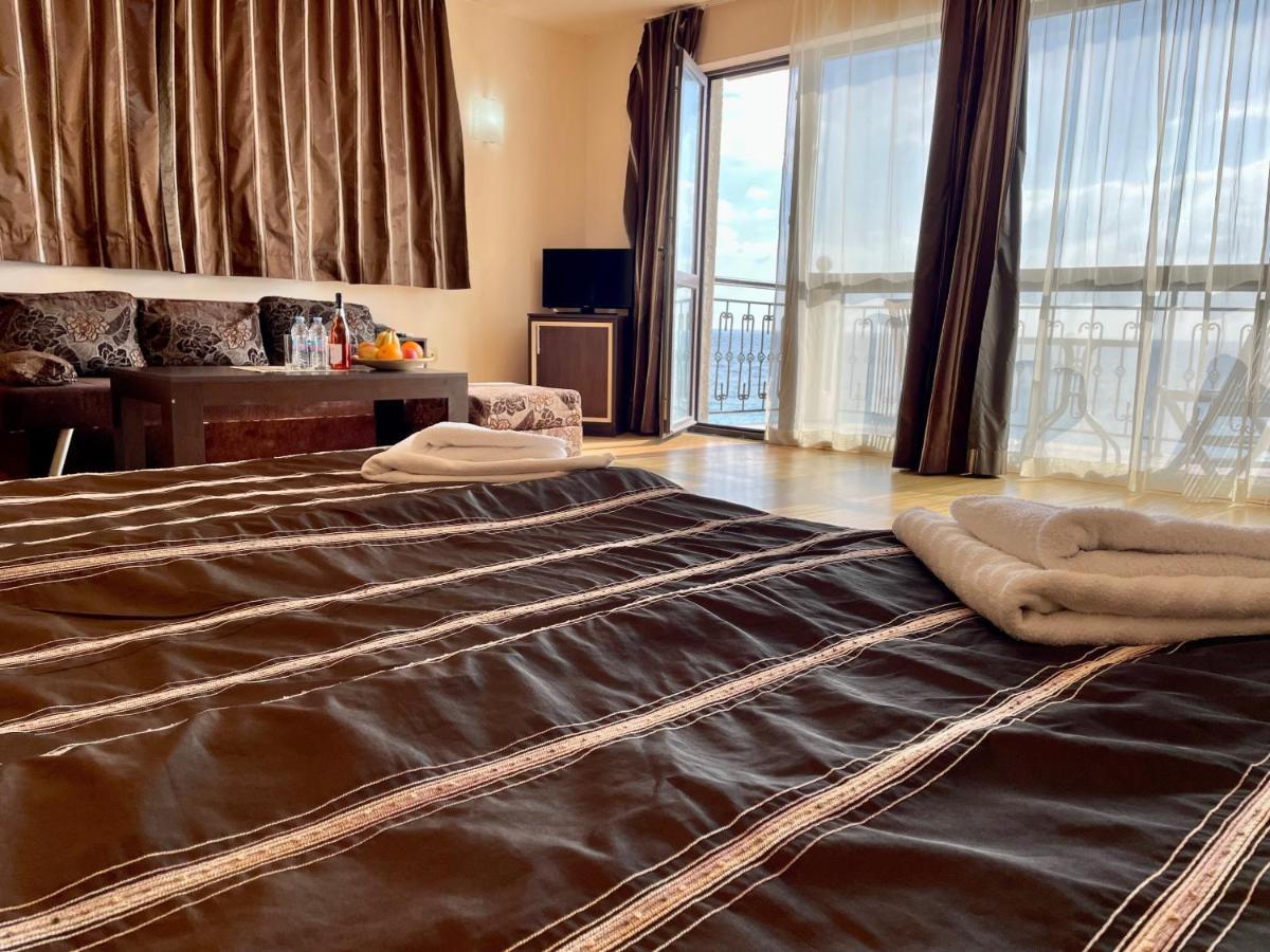 At The American'S Hotel Pomorie Extérieur photo