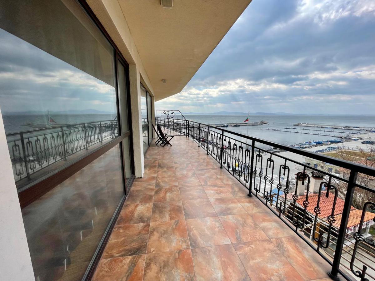 At The American'S Hotel Pomorie Extérieur photo