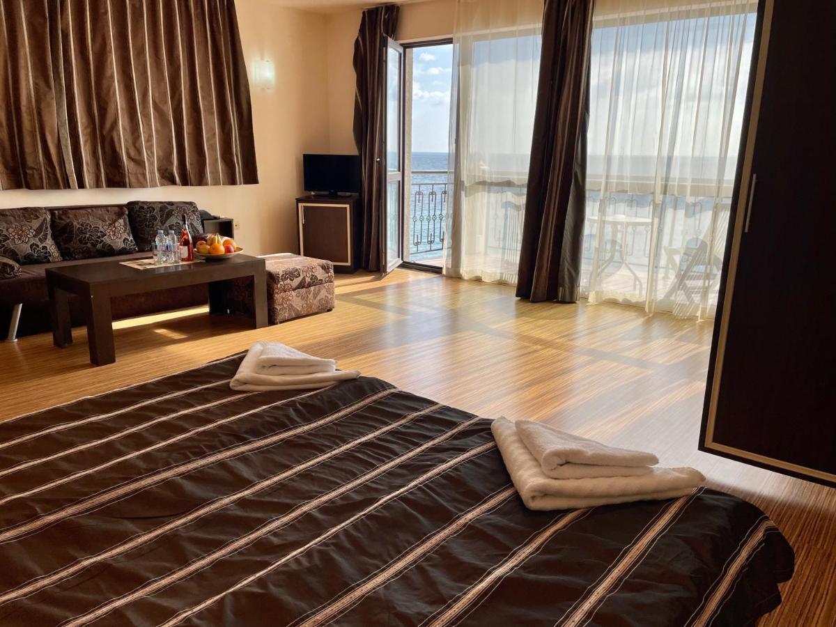 At The American'S Hotel Pomorie Extérieur photo