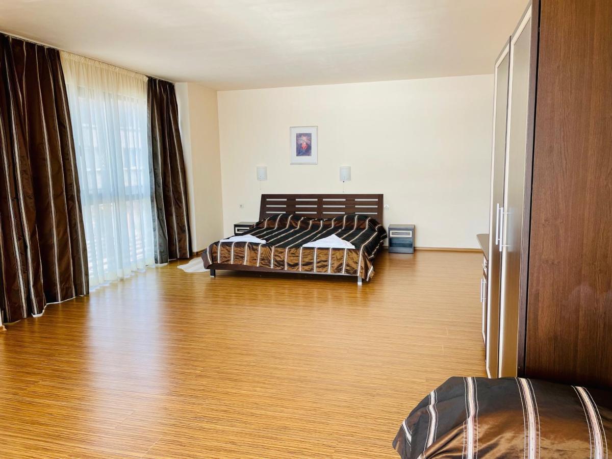 At The American'S Hotel Pomorie Extérieur photo